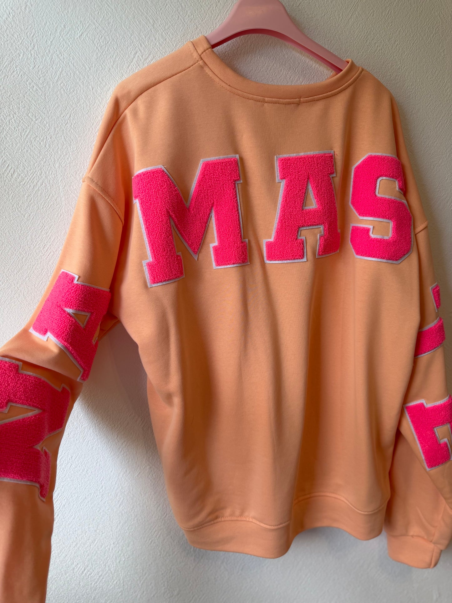NAMASTE Pullover Peach