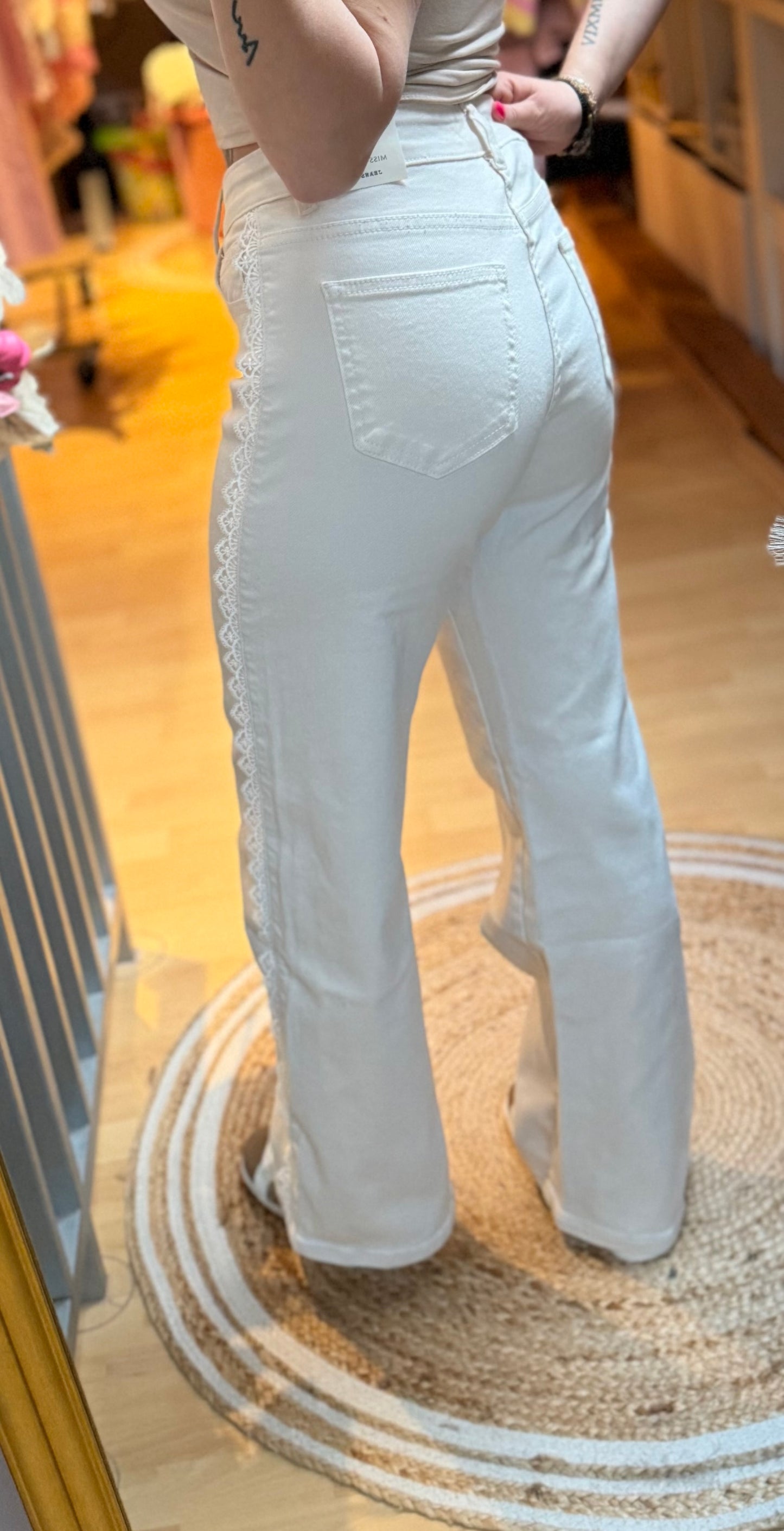 WIDE LEG‘beige Spitze