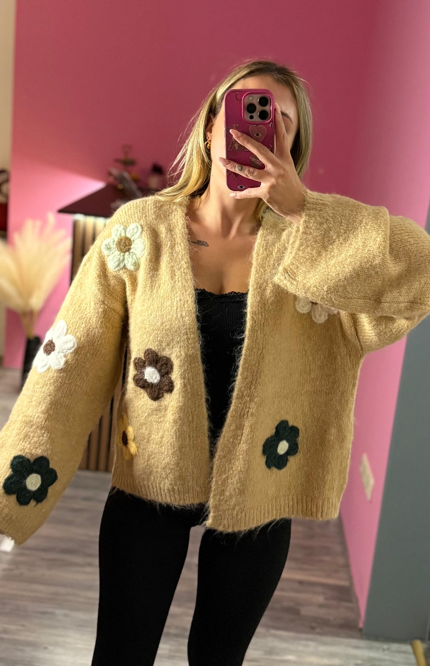 Cardigan Flower