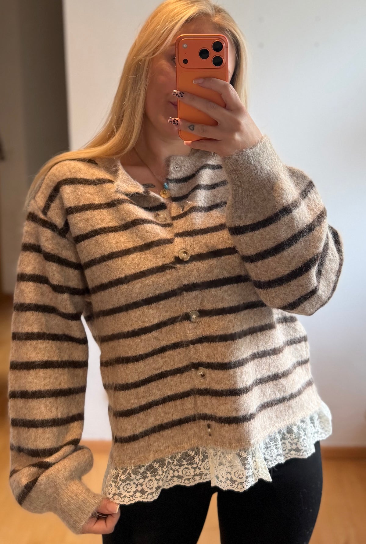 Cardigan mit spitze