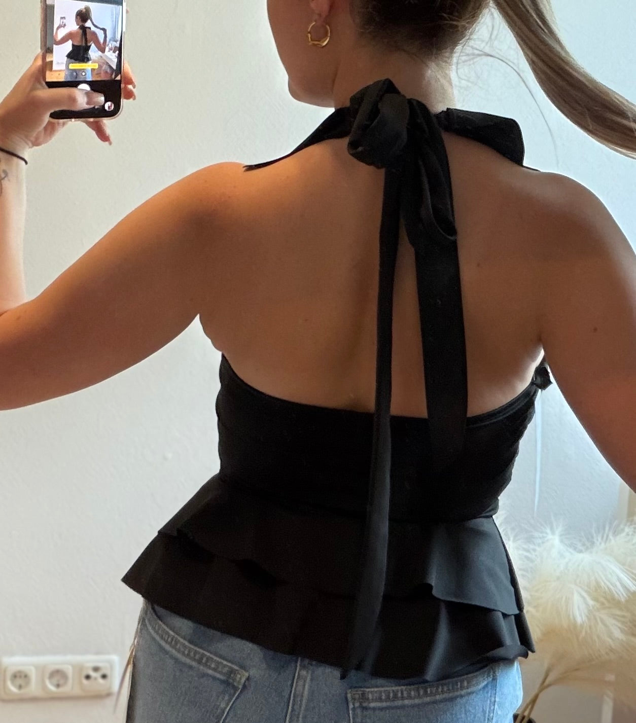 Top mit Cups Black
