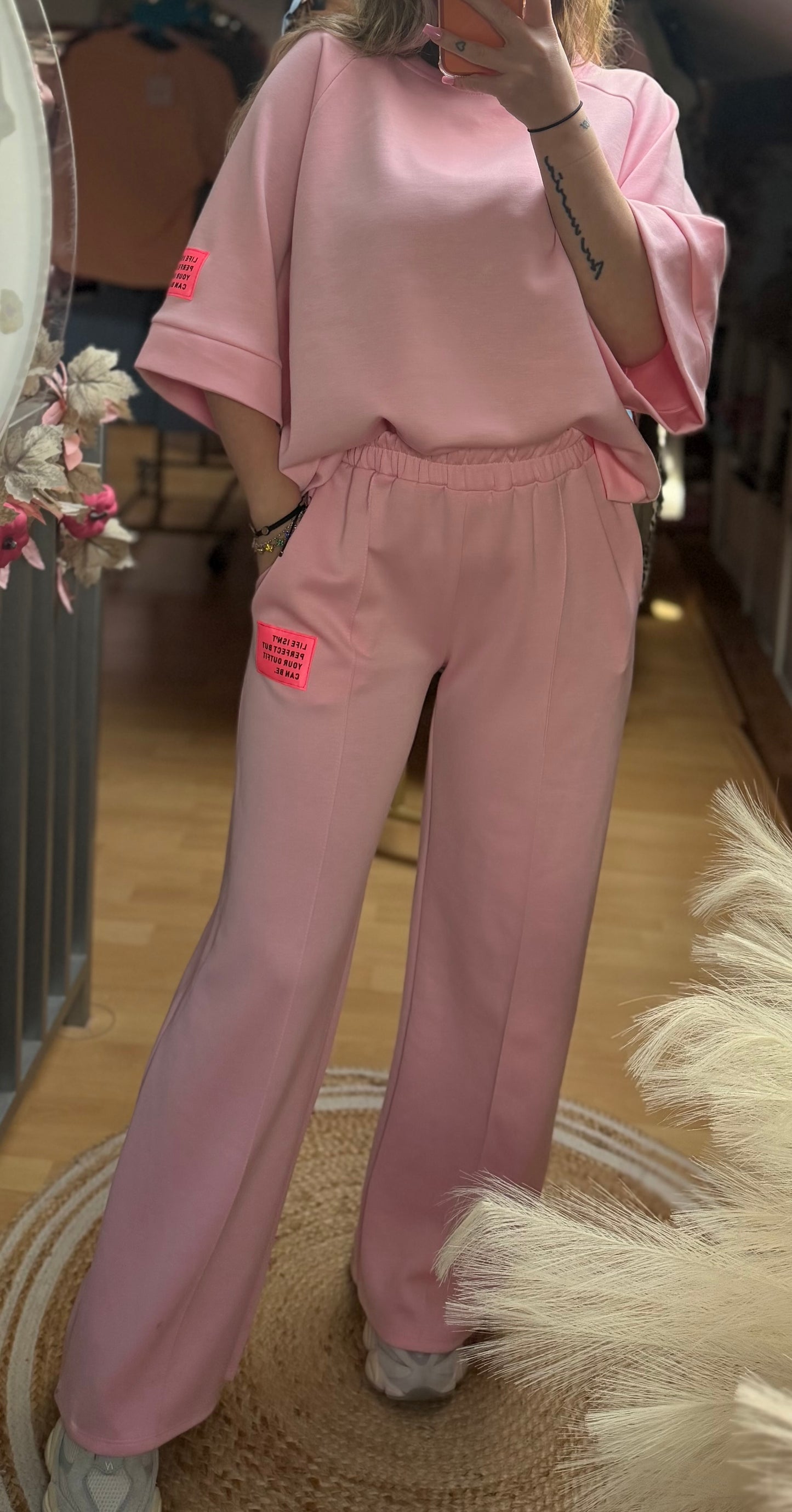 SET rosa