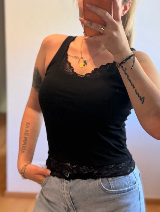 Top spitze Black