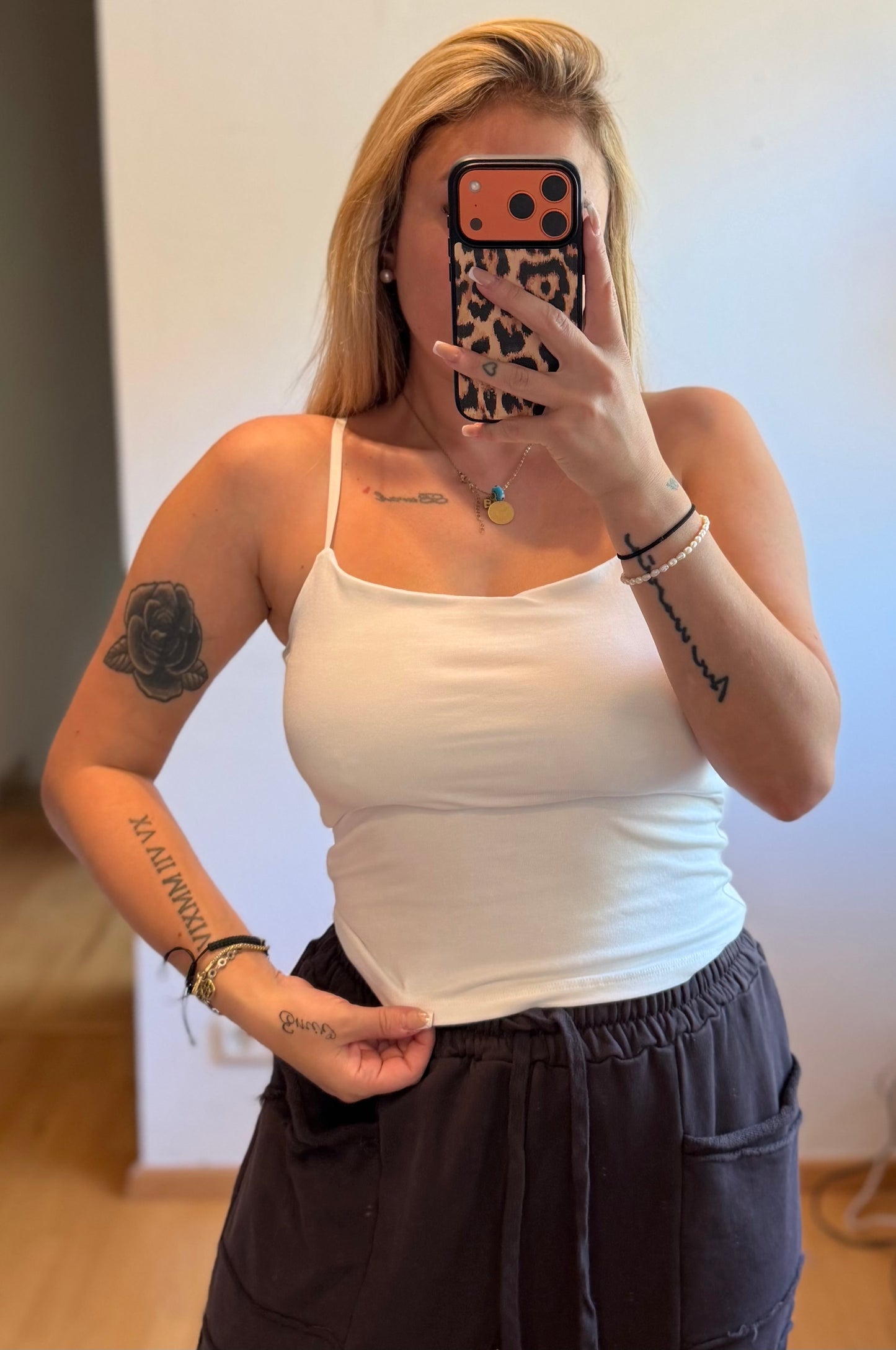 Basic Top White