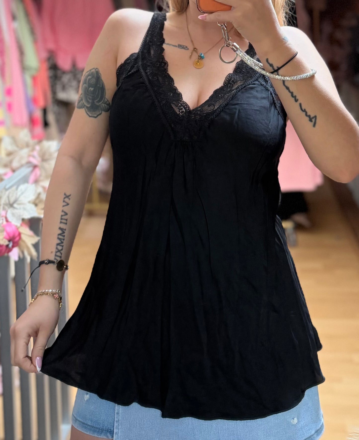 Spitzen‘ Top schwarz