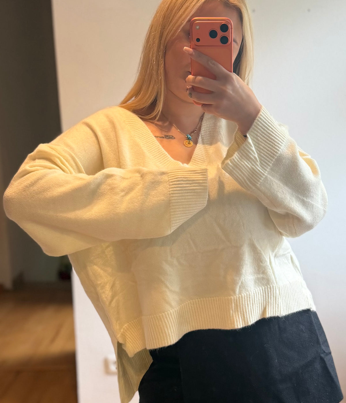 Strick-Pully Creme