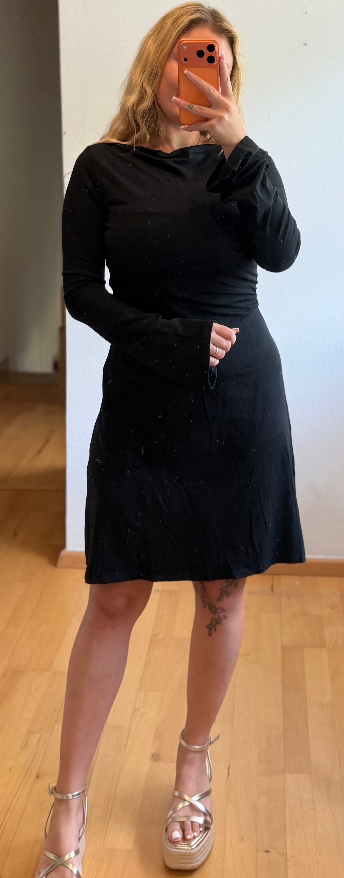 Vika Kleid Black